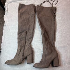 SO American Heritage Over-the-Knee Suede Boots size 8.5
